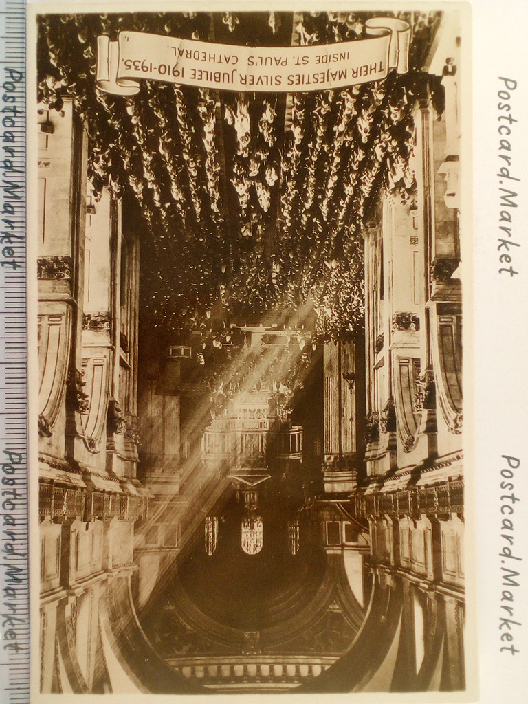 /UK/UK_place_19xx_THEIR MAJESTIES SILVER JUBILEE 1910-1935. INSIDE ST. PAUL CATHEDRAL.jpg